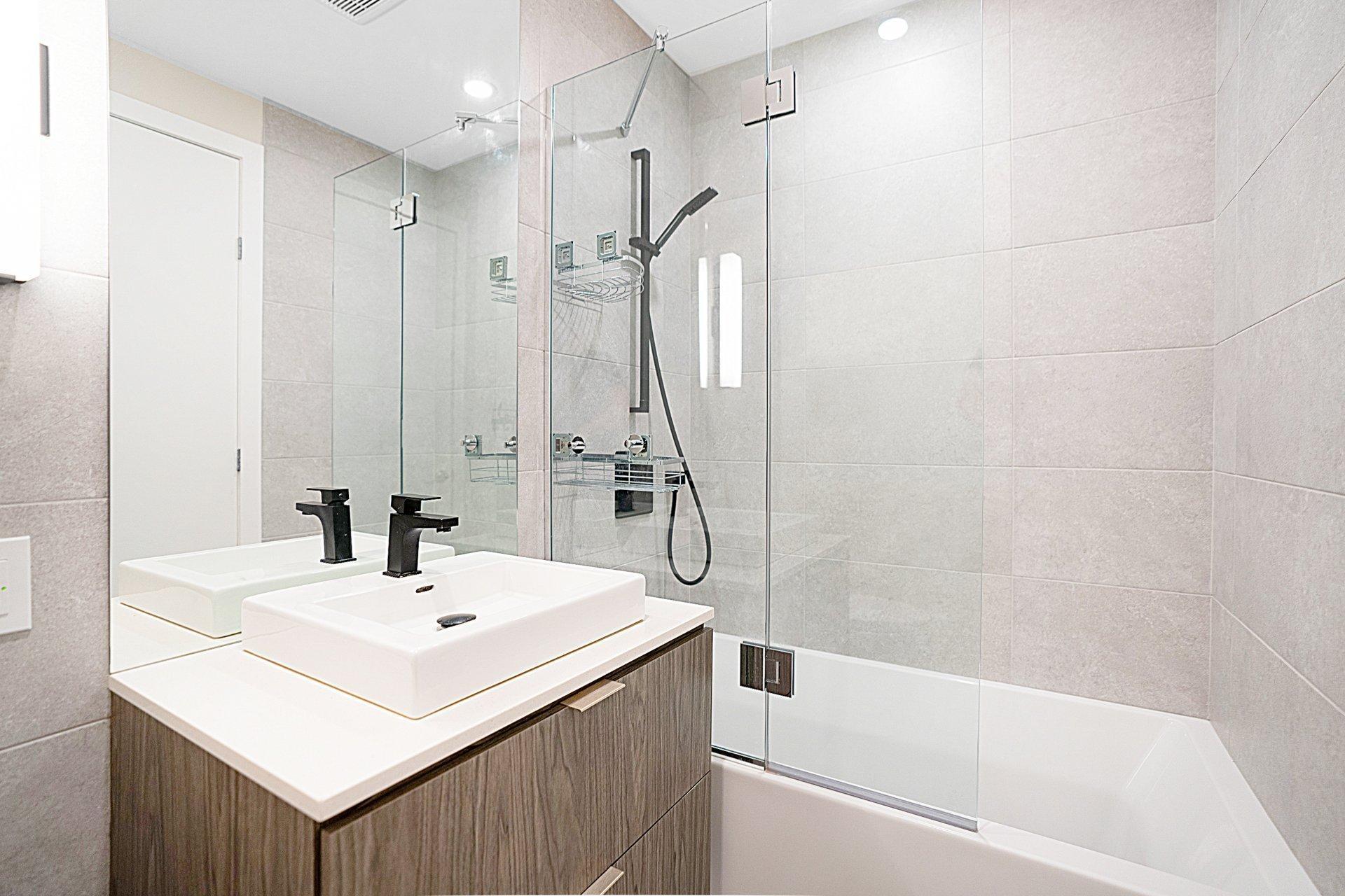 









1911


Rue Suzanne-Coallier

,
Montréal (Saint-Laurent),




QC
H4M0A8

