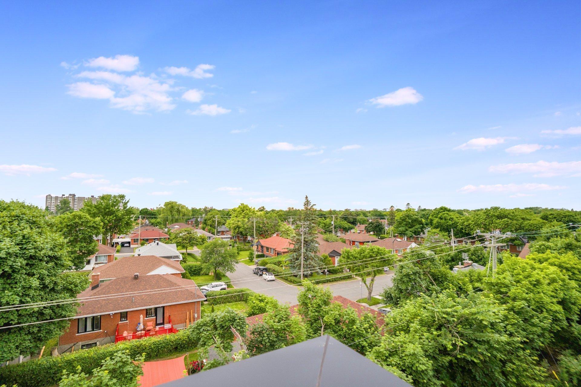 









1911


Rue Suzanne-Coallier

,
Montréal (Saint-Laurent),




QC
H4M0A8

