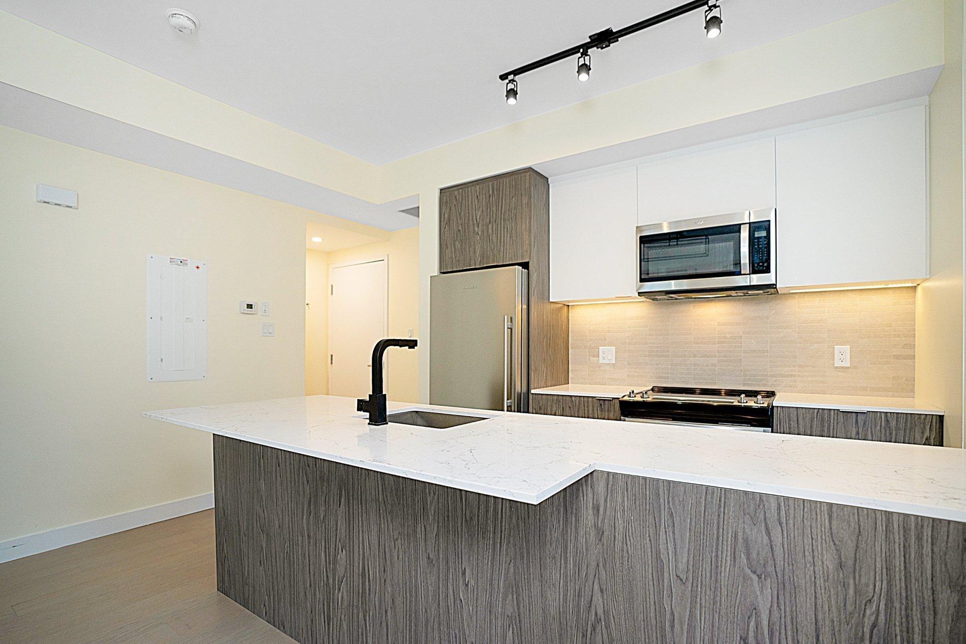 









1911


Rue Suzanne-Coallier

,
Montréal (Saint-Laurent),




QC
H4M0A8

