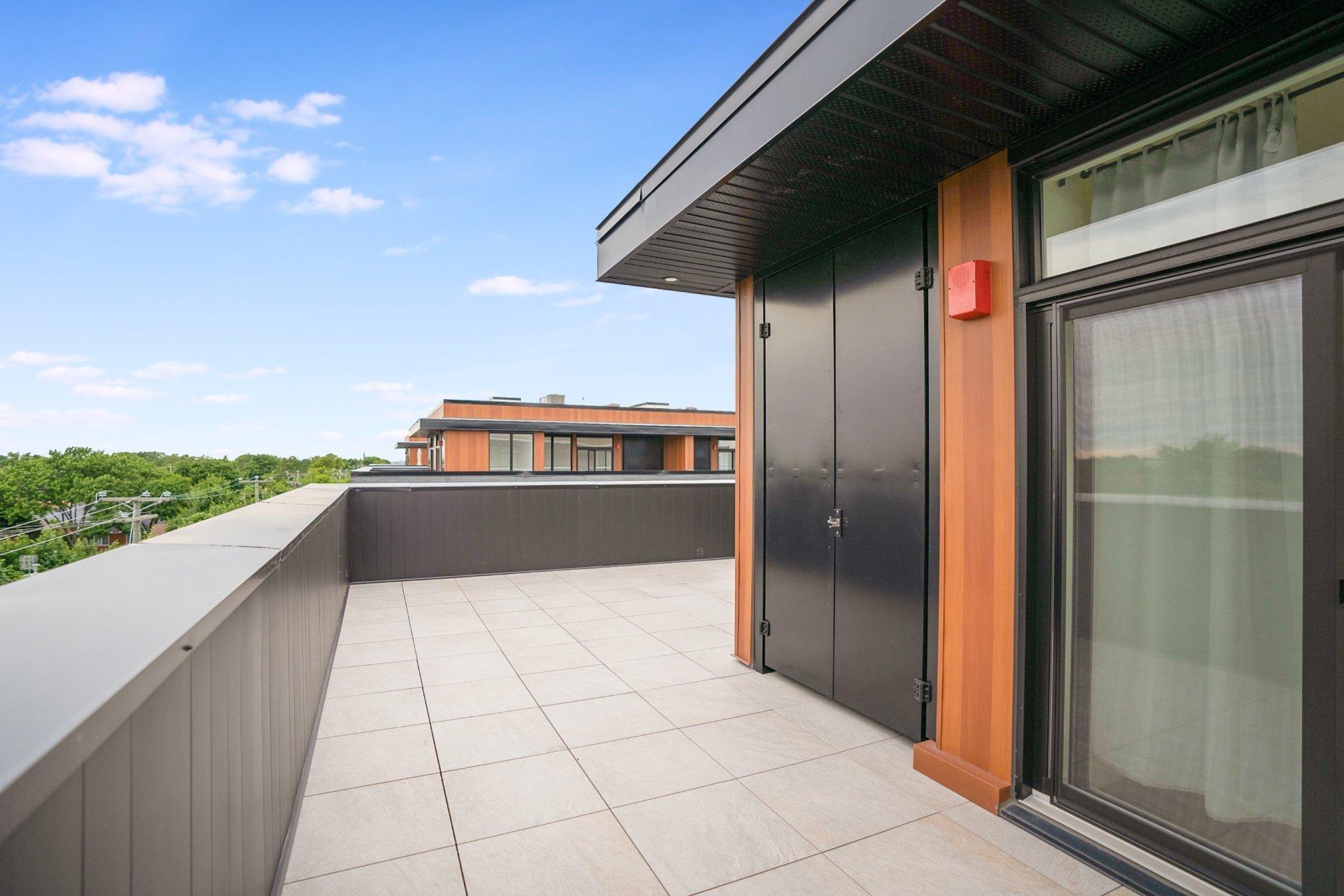 









1911Z


Rue Suzanne-Coallier

,
Montréal (Saint-Laurent),




QC
H4M0A8

