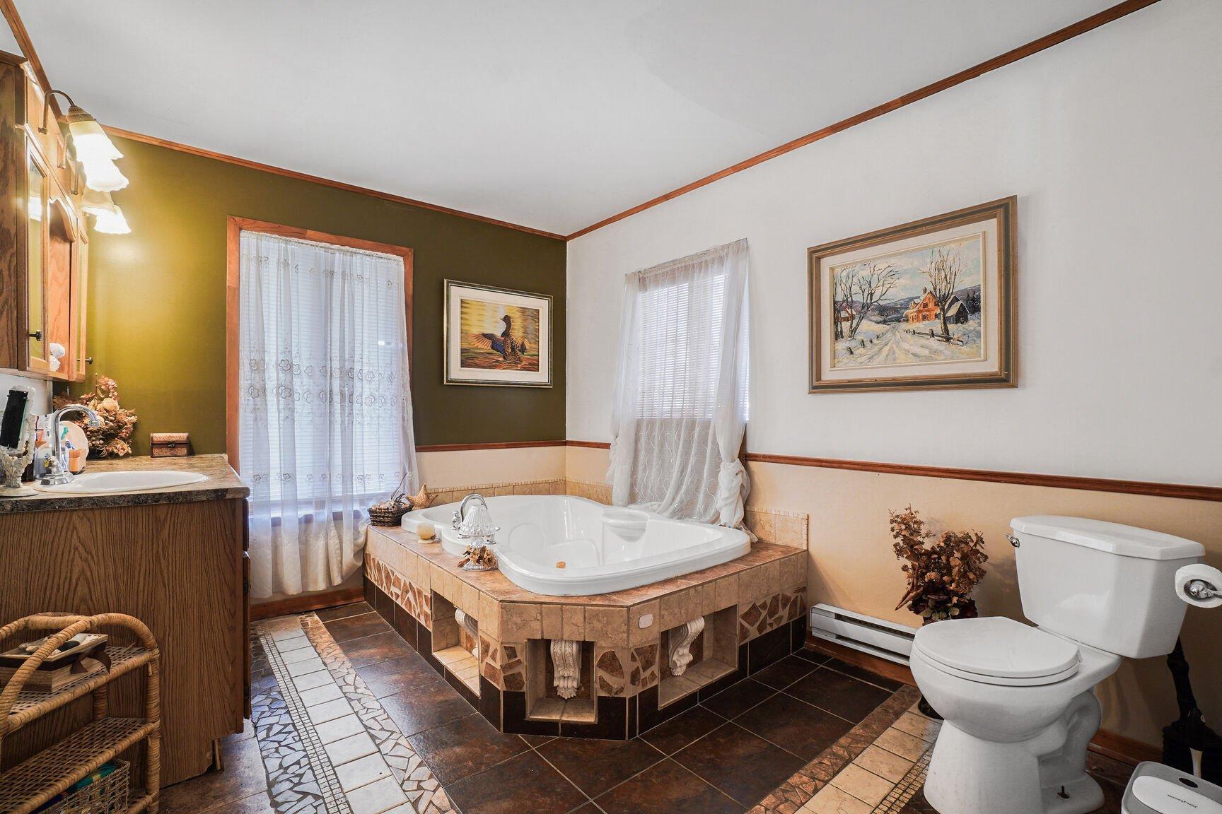 









2043


Av. Pierre

,
Mascouche,




QC
J7K3C2


