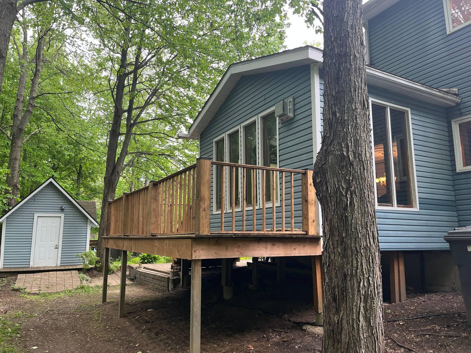 









2043


Av. Pierre

,
Mascouche,




QC
J7K3C2

