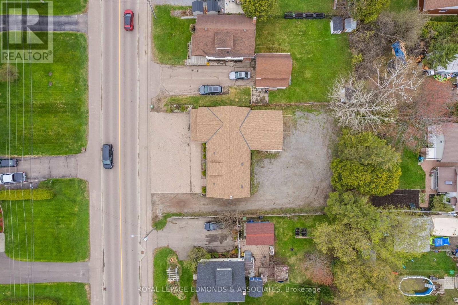 












421 BOUNDARY ROAD E

,
Pembroke,




Ontario
K8A6K9

