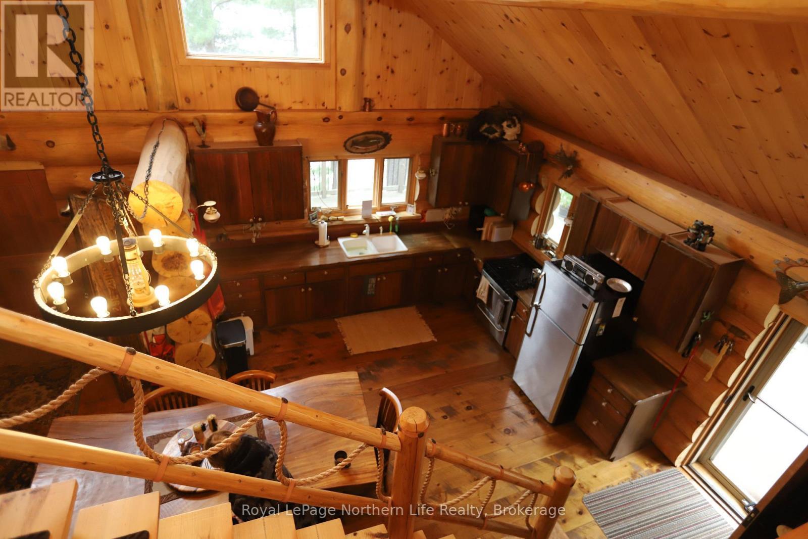 












C - 28 CASSELS LAKE ISLAND

,
Temagami,




Ontario
P0H2H0

