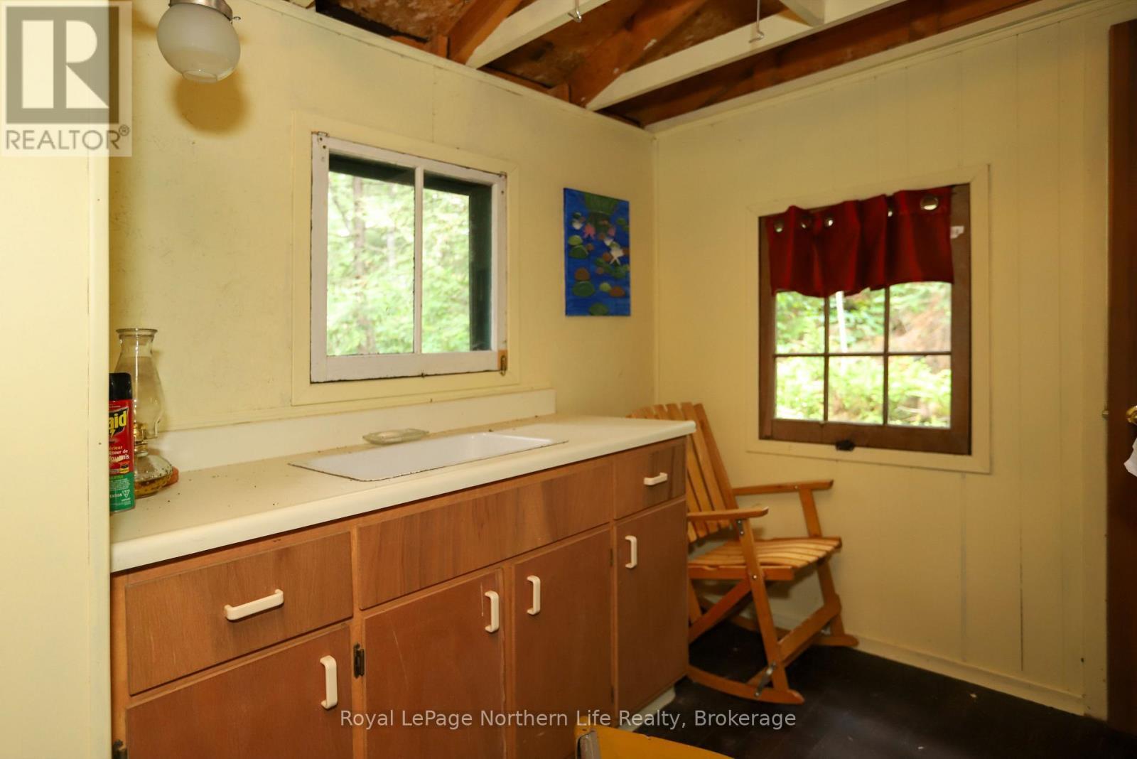 












C - 28 CASSELS LAKE ISLAND

,
Temagami,




Ontario
P0H2H0

