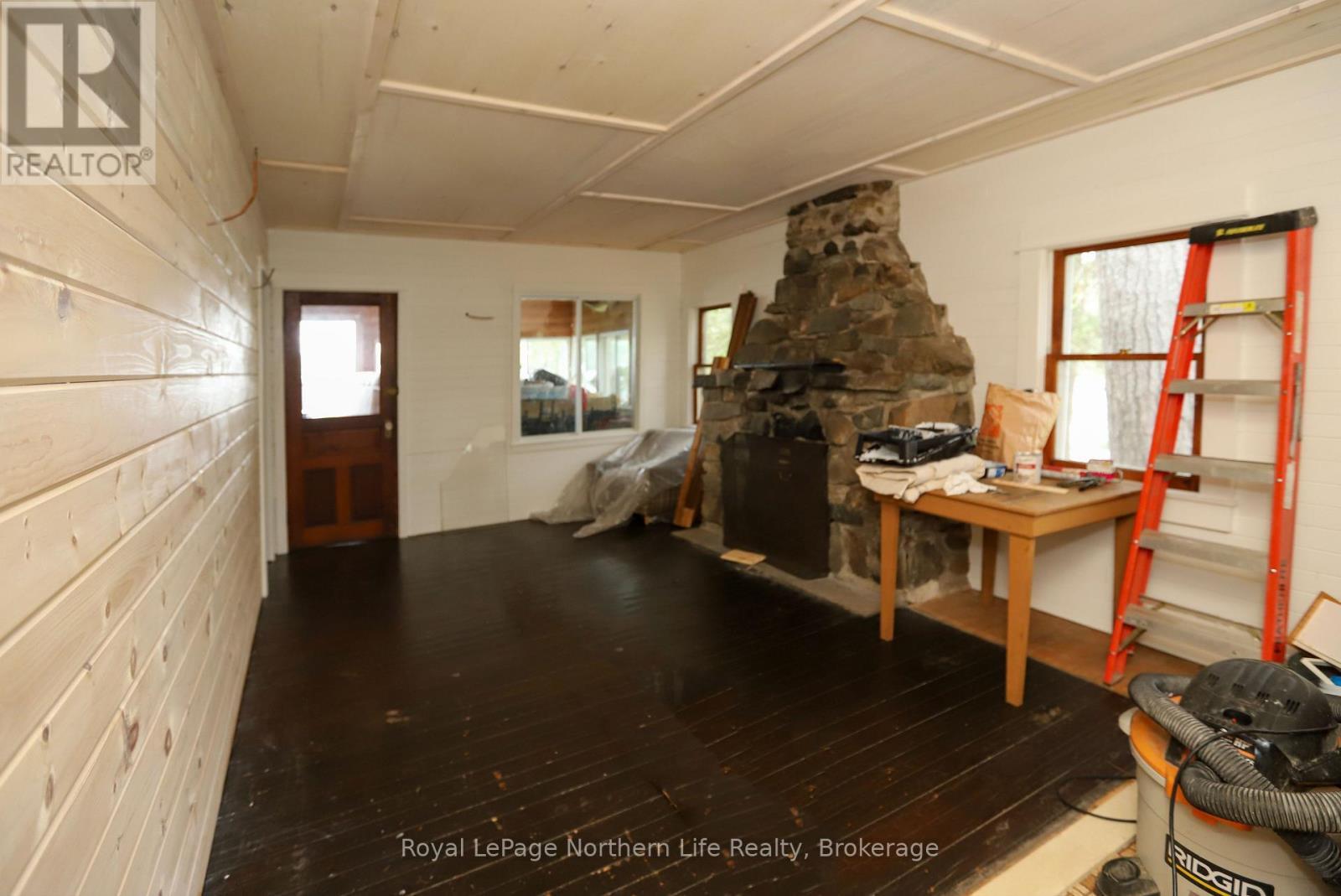 












C - 28 CASSELS LAKE ISLAND

,
Temagami,




Ontario
P0H2H0

