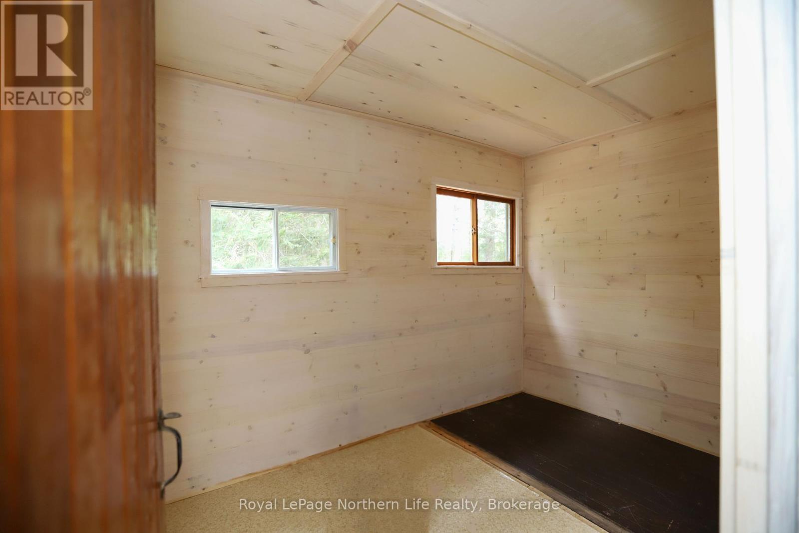 












C - 28 CASSELS LAKE ISLAND

,
Temagami,




Ontario
P0H2H0


