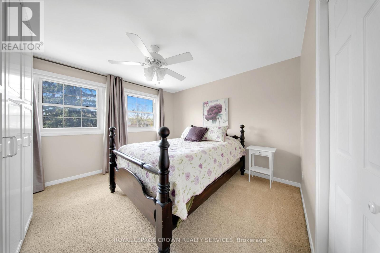 












383 ASHWORTH DRIVE

,
Newmarket,




Ontario
L3Y6T7

