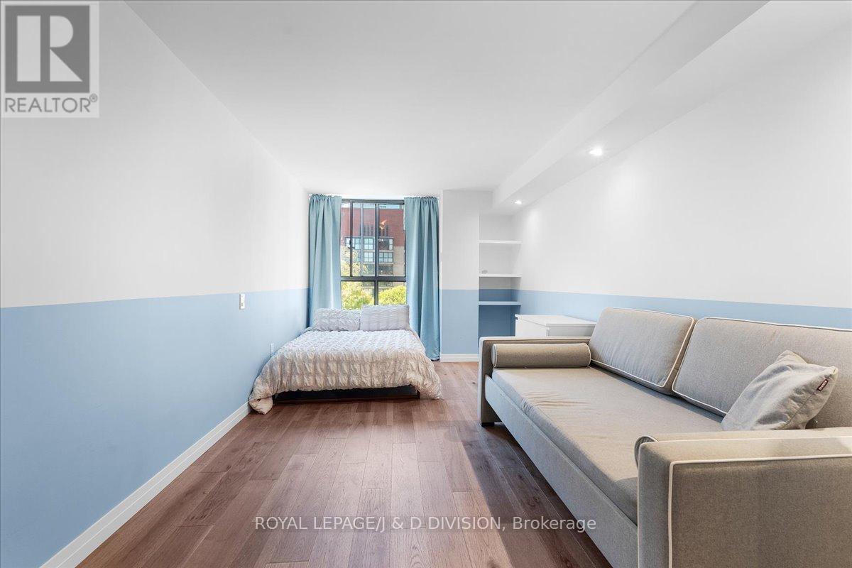 












518 - 80 FRONT STREET E

,
Toronto,




Ontario
M5E1T4

