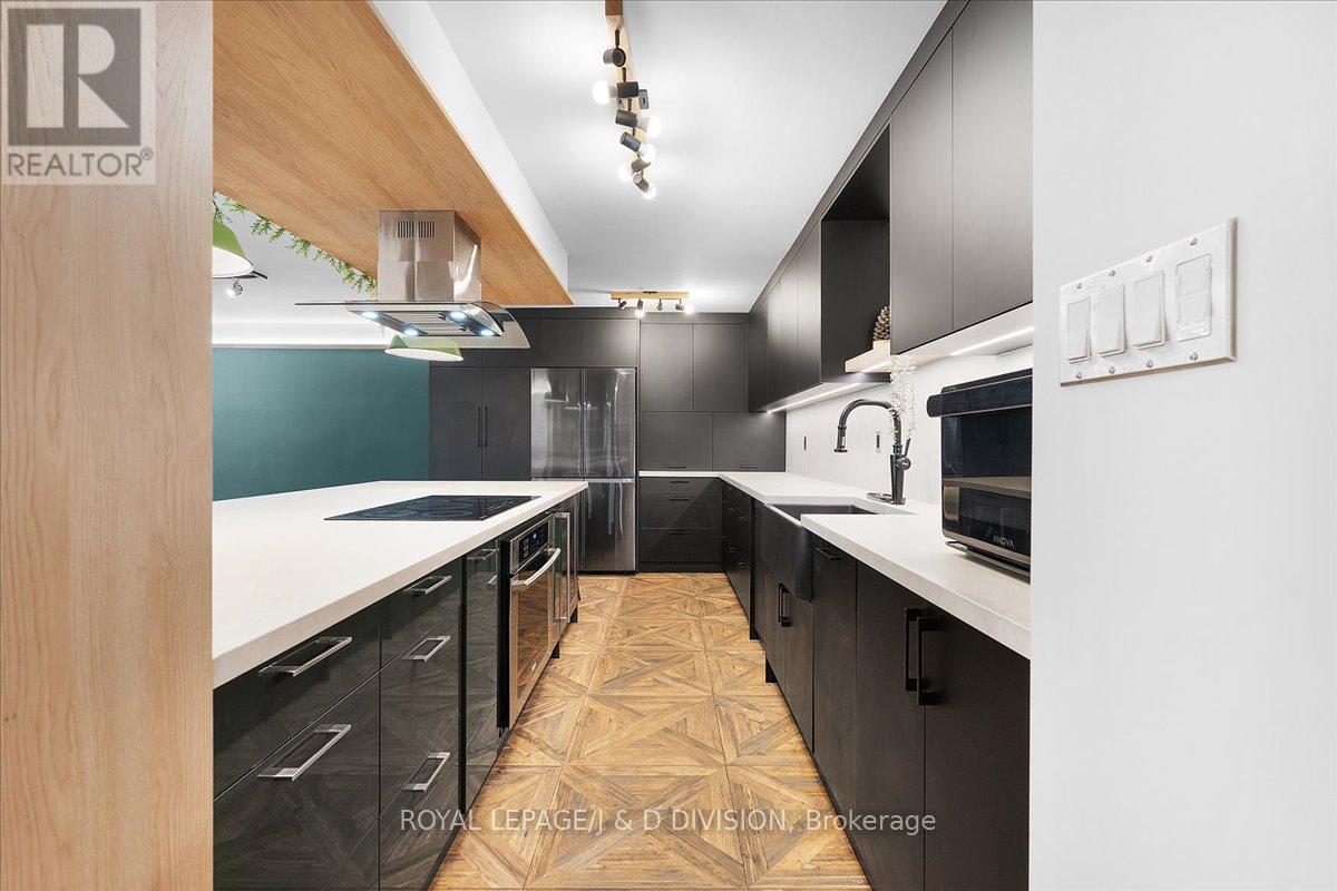 












518 - 80 FRONT STREET E

,
Toronto,




Ontario
M5E1T4

