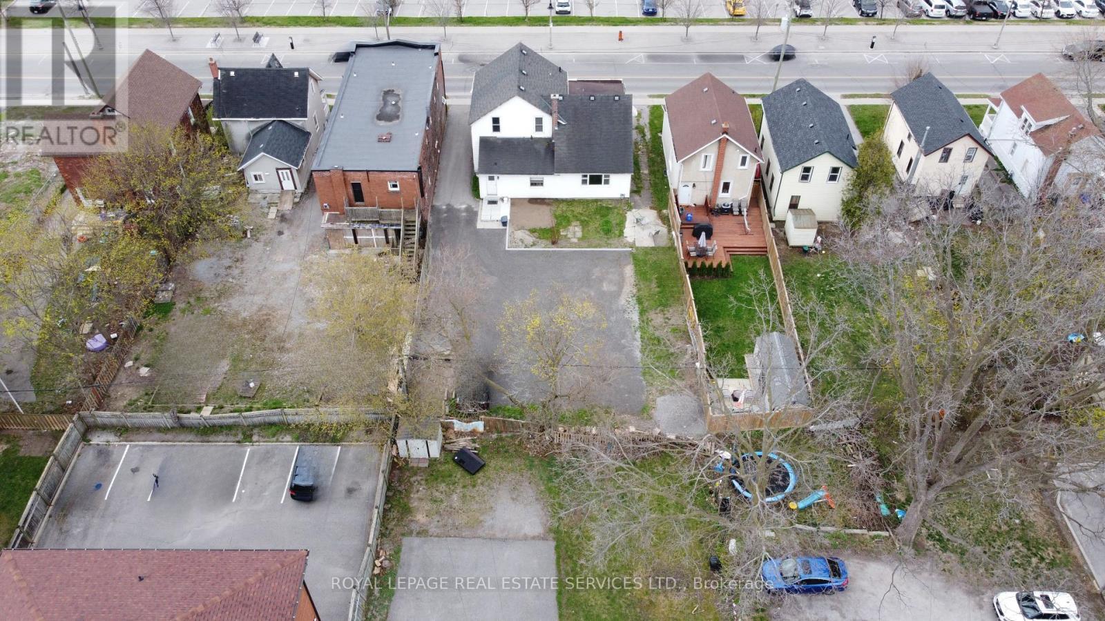 












150 WILLIAM STREET E

,
Oshawa,




Ontario
L1G1K6


