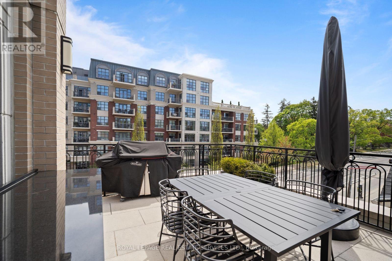 












505 - 4 THE KINGSWAY

,
Toronto,




Ontario
M8X2T1

