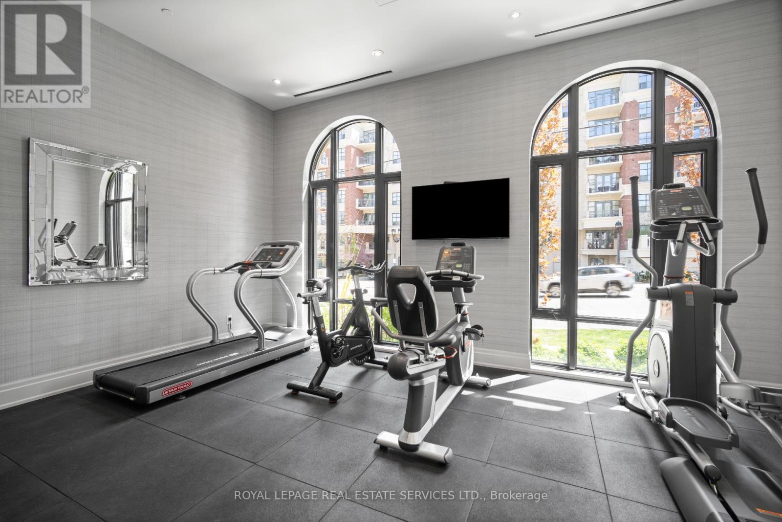 












505 - 4 THE KINGSWAY

,
Toronto,




Ontario
M8X2T1

