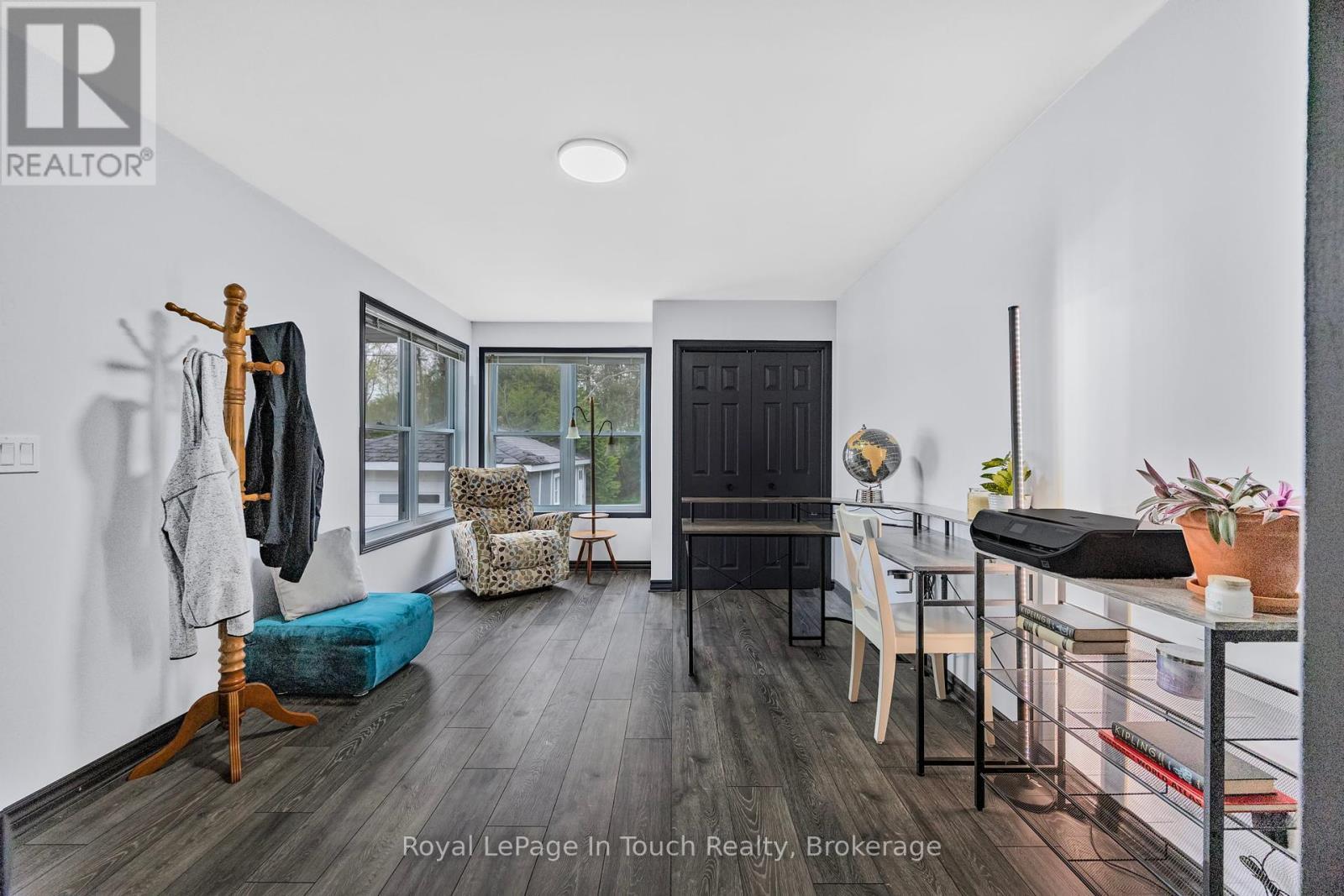












475 MIDLAND AVENUE

,
Midland,




Ontario
L4R3L4

