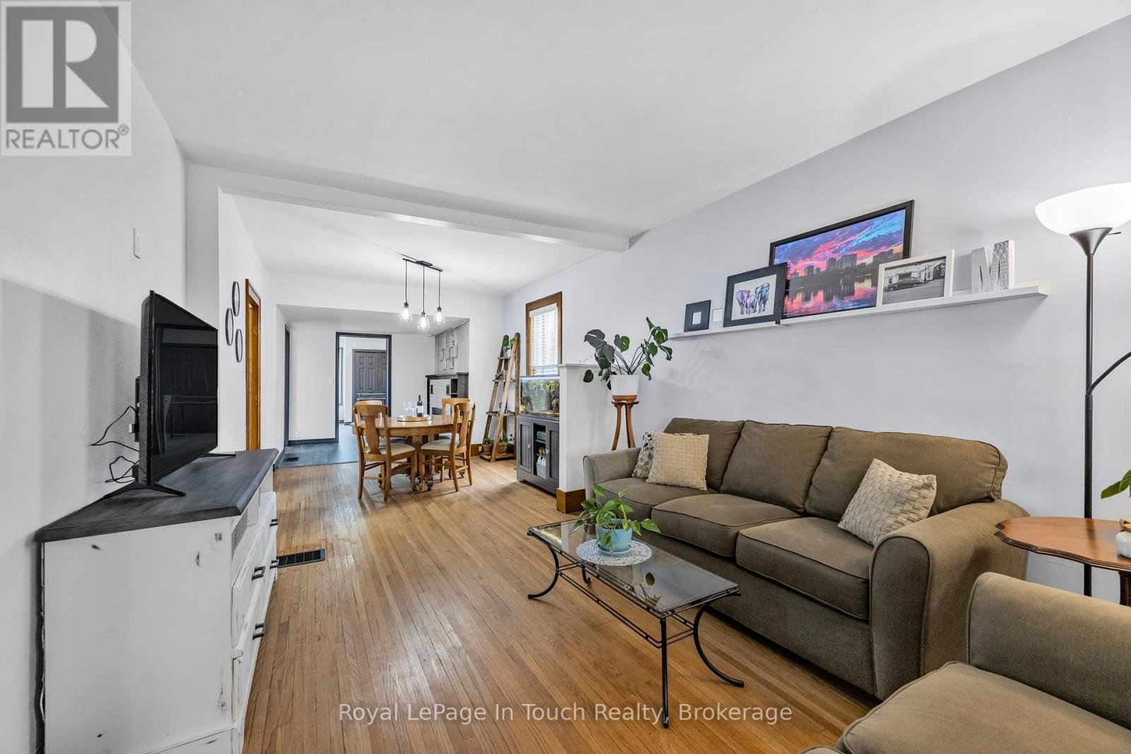 












475 MIDLAND AVENUE

,
Midland,




Ontario
L4R3L4

