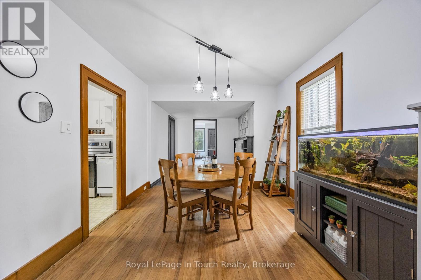 












475 MIDLAND AVENUE

,
Midland,




Ontario
L4R3L4

