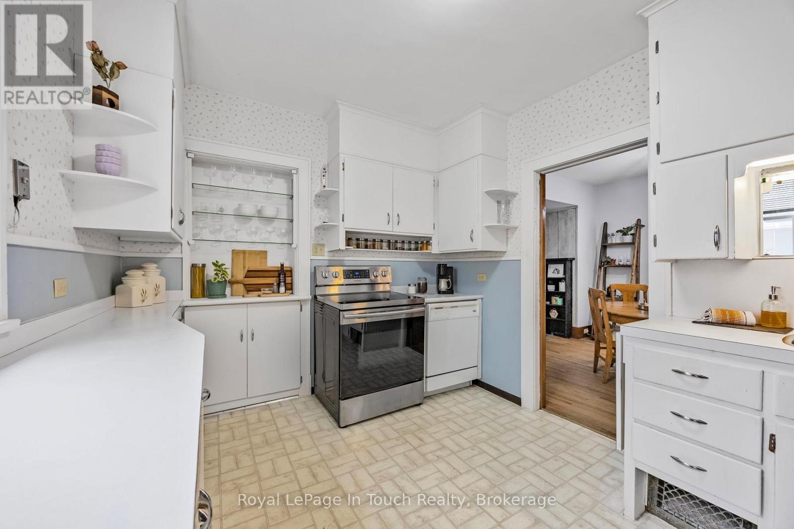 












475 MIDLAND AVENUE

,
Midland,




Ontario
L4R3L4

