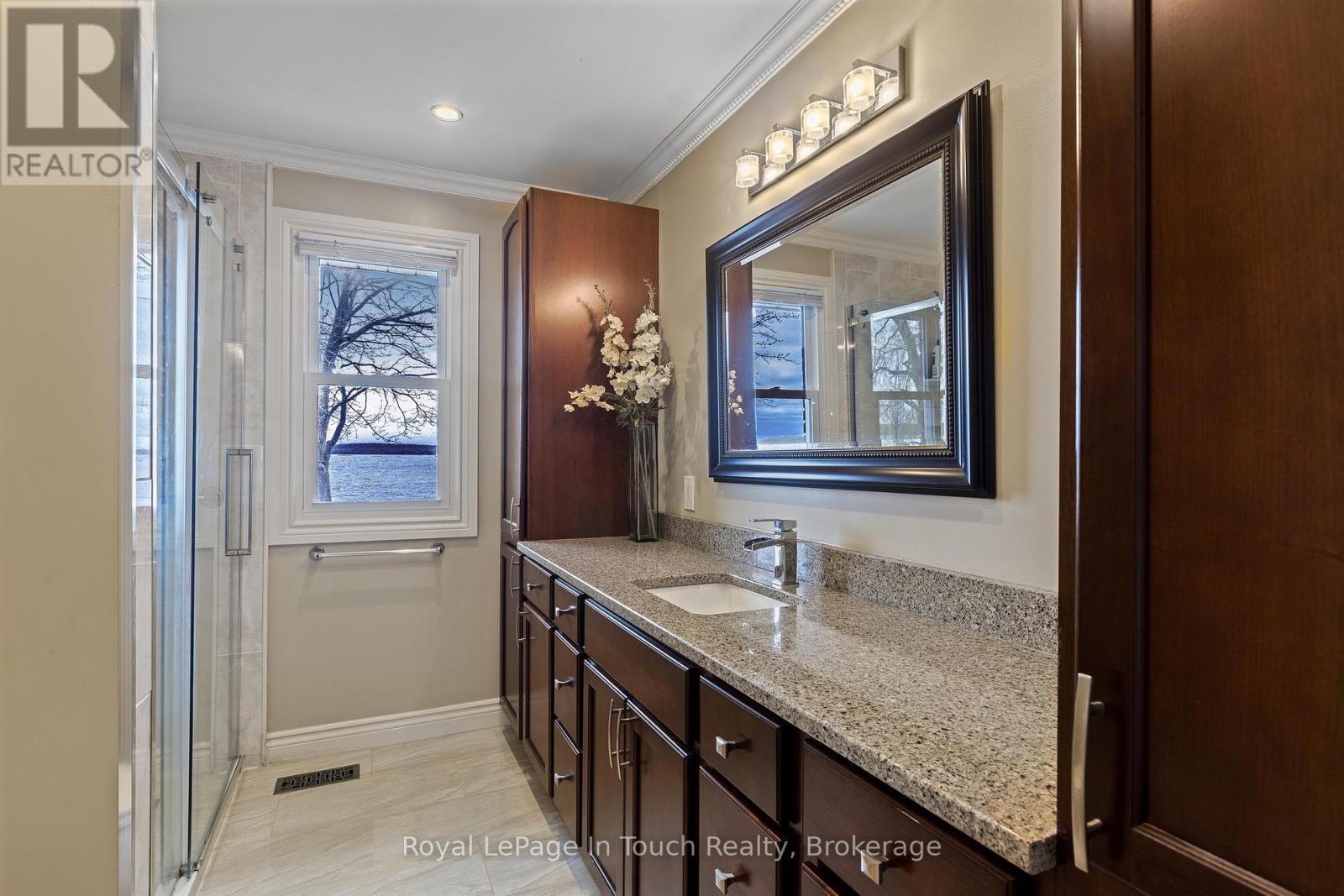 












278 ROBINS POINT ROAD

,
Tay (Victoria Harbour),




Ontario
L0K2A0

