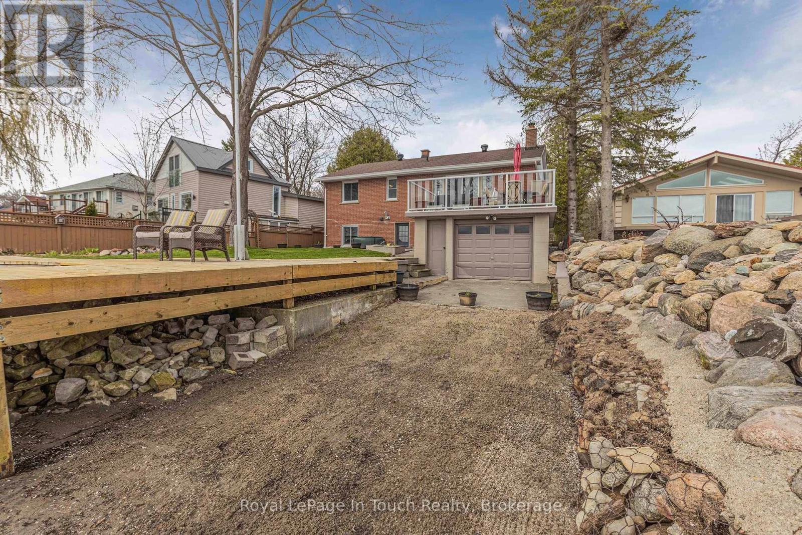 












278 ROBINS POINT ROAD

,
Tay (Victoria Harbour),




Ontario
L0K2A0

