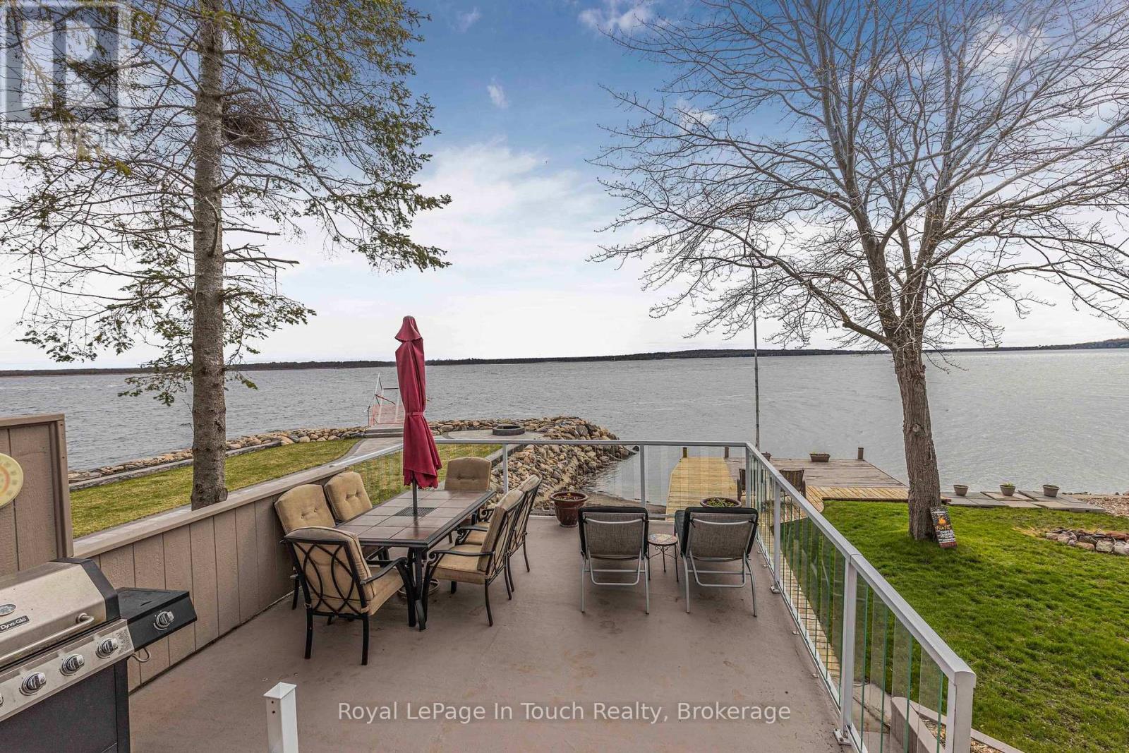 












278 ROBINS POINT ROAD

,
Tay (Victoria Harbour),




Ontario
L0K2A0

