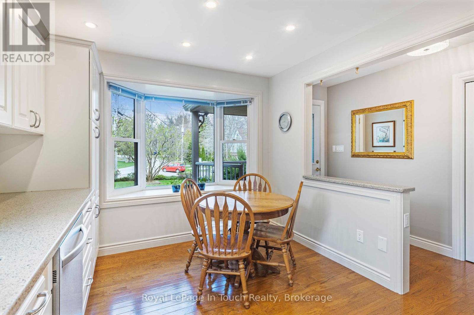 












278 ROBINS POINT ROAD

,
Tay (Victoria Harbour),




Ontario
L0K2A0

