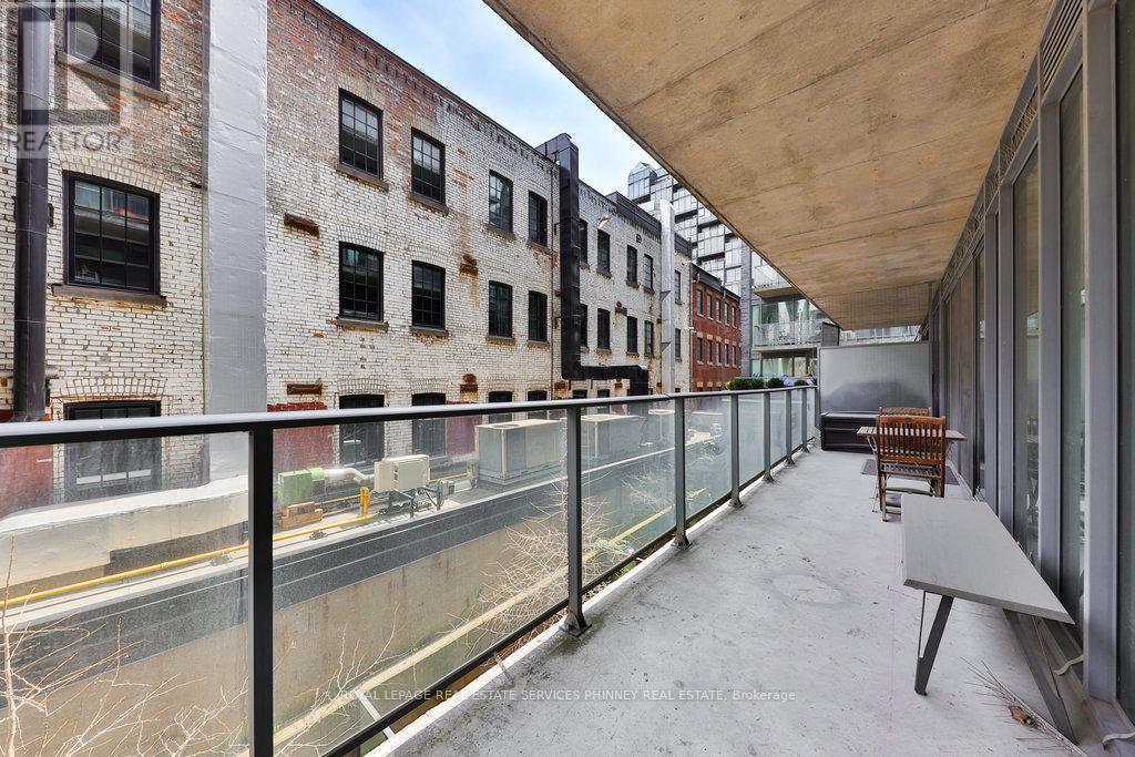 












207 - 650 KING STREET W

,
Toronto,




Ontario
M5V0H6

