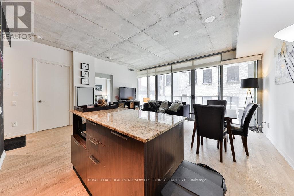 












207 - 650 KING STREET W

,
Toronto,




Ontario
M5V0H6

