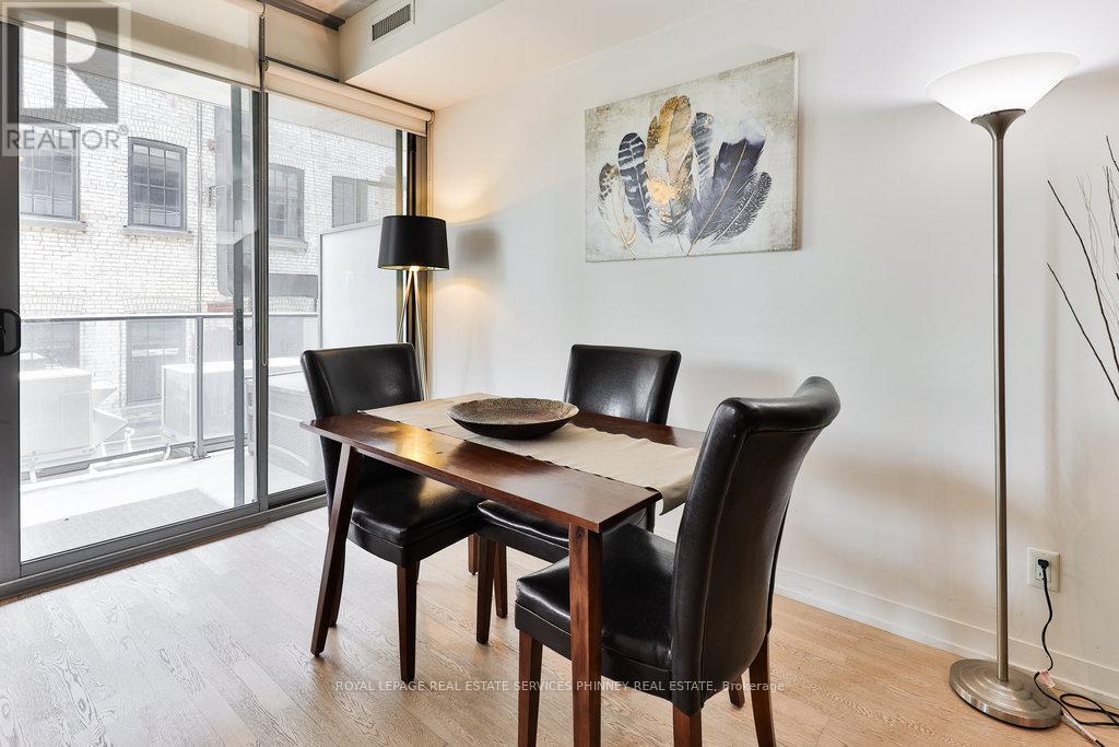 












207 - 650 KING STREET W

,
Toronto,




Ontario
M5V0H6

