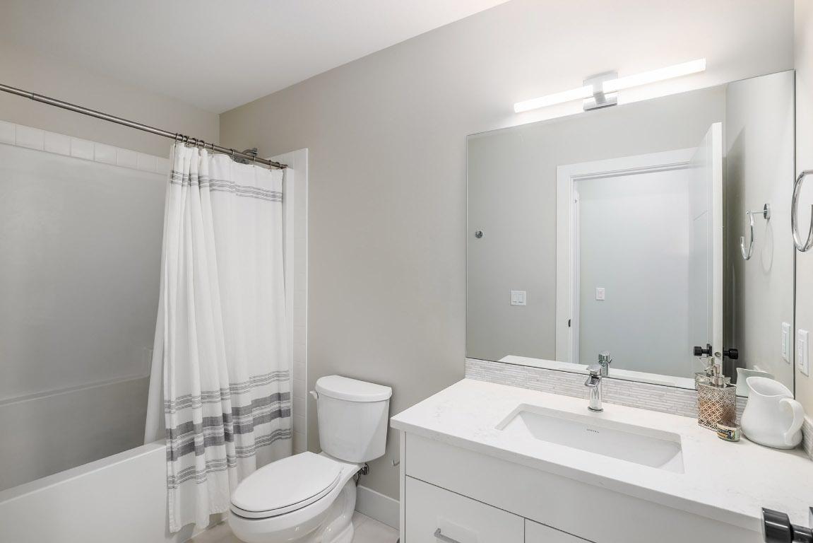 









10282


Long

Road,
Lake Country,




BC
V4V 0A9

