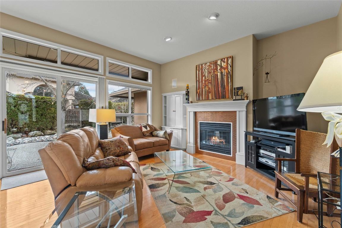 









3886


Gallaghers

Grange,
Kelowna,




BC
V1W 3Z9

