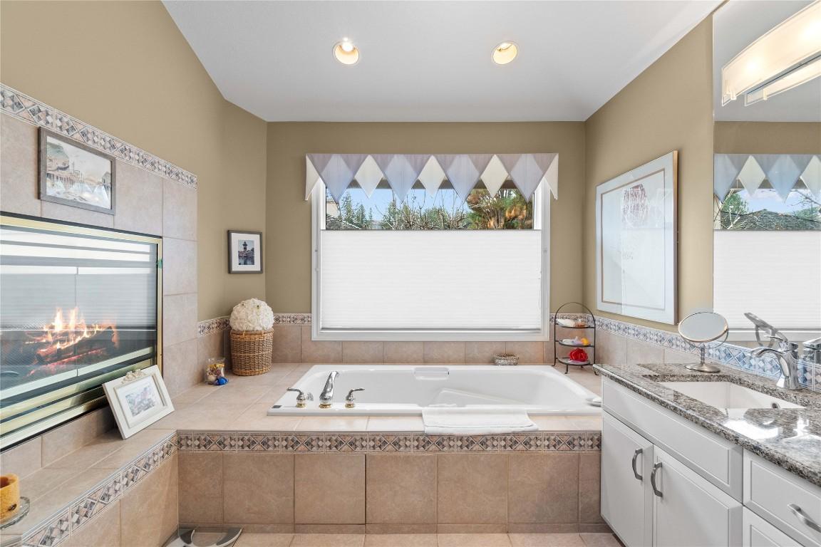 









3886


Gallaghers

Grange,
Kelowna,




BC
V1W 3Z9

