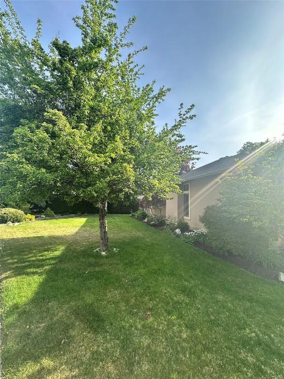 









3886


Gallaghers

Grange,
Kelowna,




BC
V1W 3Z9

