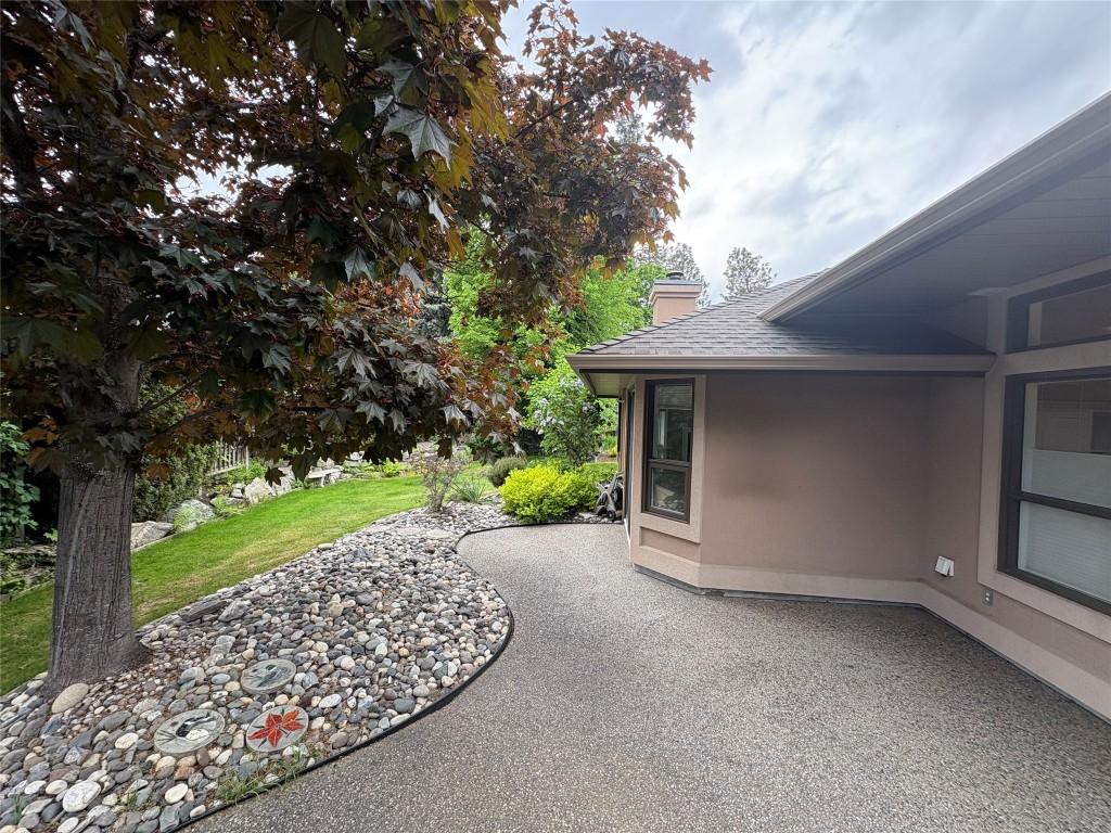









3886


Gallaghers

Grange,
Kelowna,




BC
V1W 3Z9

