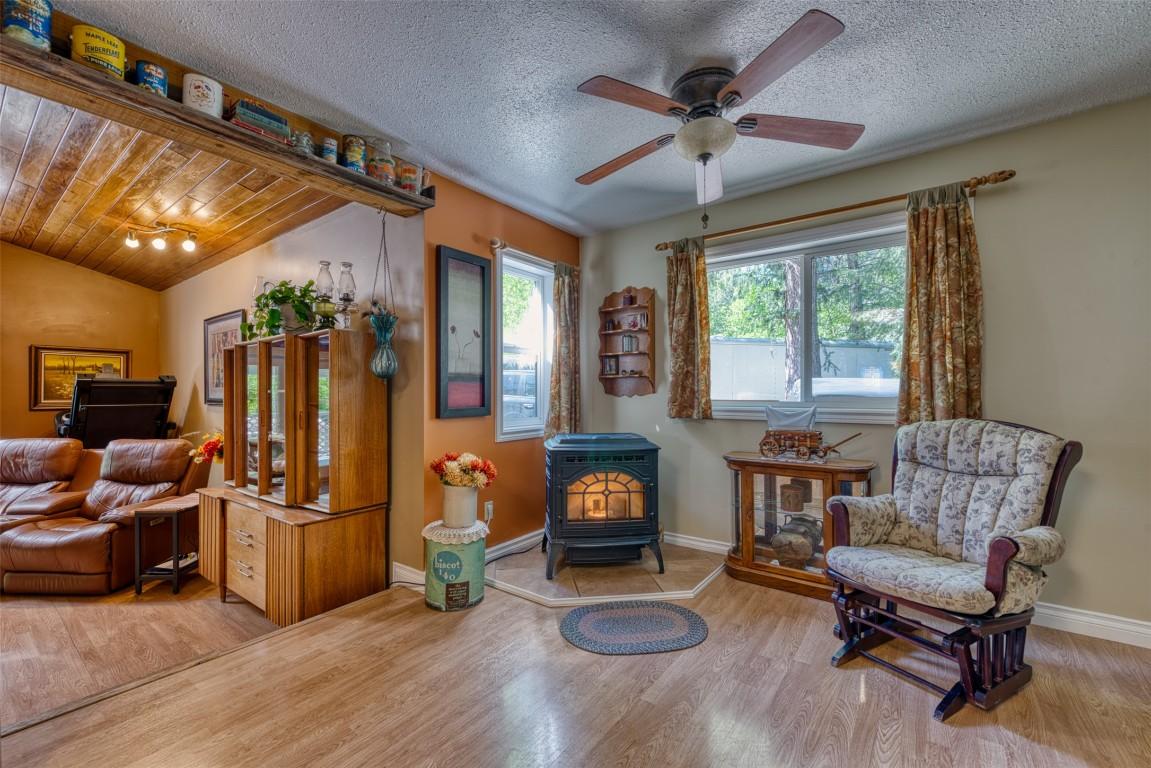









7885


Alpine

Road,
Kelowna,




BC
V1Z 3V4

