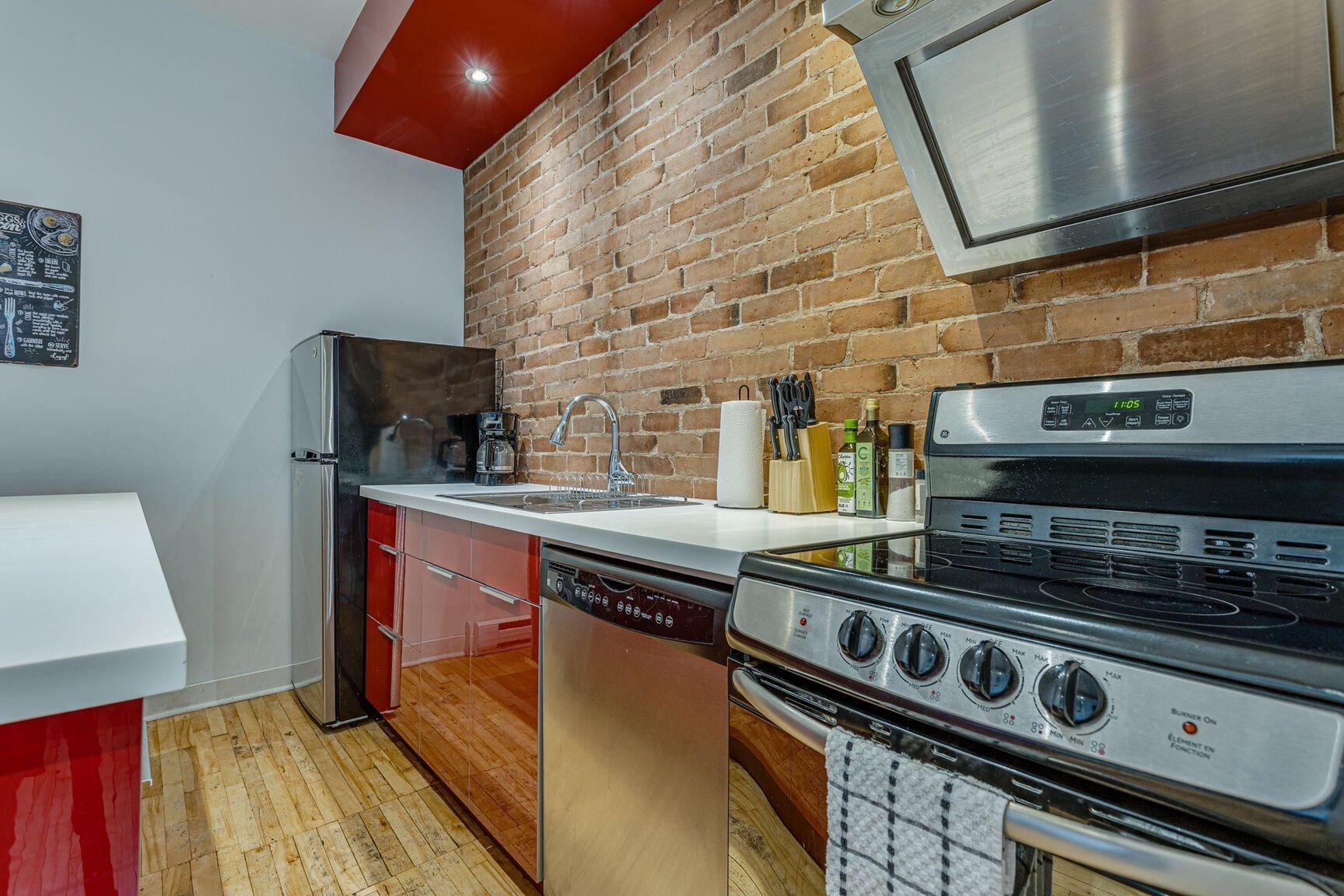 









4003


Rue St-Hubert

, 2,
Montréal (Le Plateau-Mont-Royal),




QC
H2L1B3

