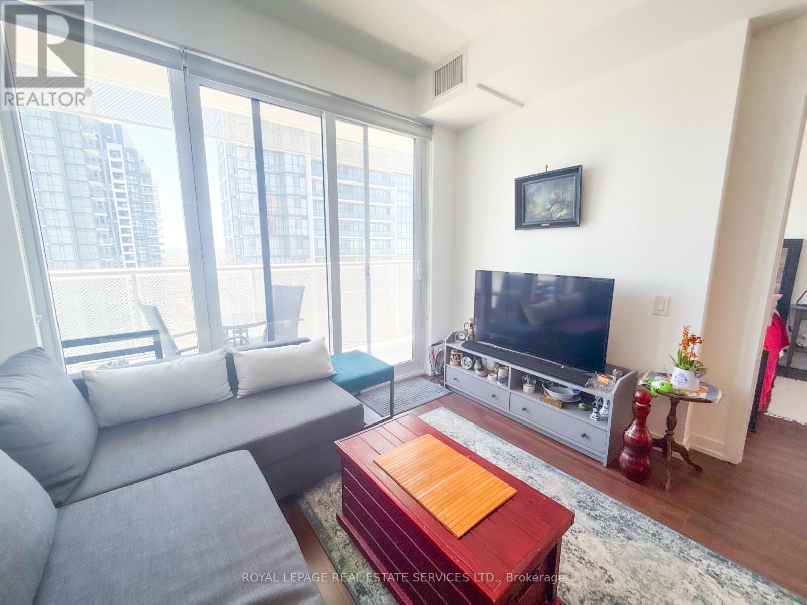 












2312 - 4065 CONFEDERATION PARKWAY

,
Mississauga,




Ontario
L5B0L4

