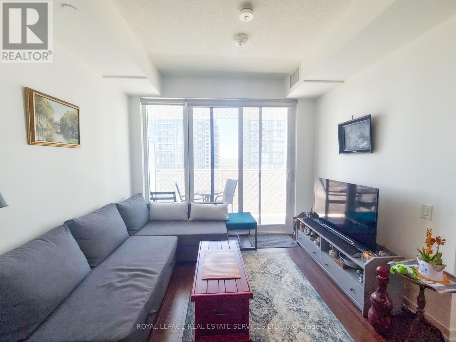 












2312 - 4065 CONFEDERATION PARKWAY

,
Mississauga,




Ontario
L5B0L4

