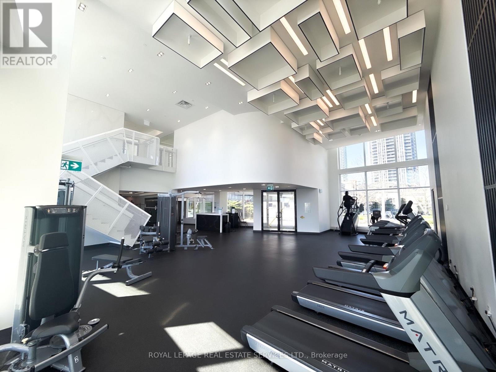 












2312 - 4065 CONFEDERATION PARKWAY

,
Mississauga,




Ontario
L5B0L4

