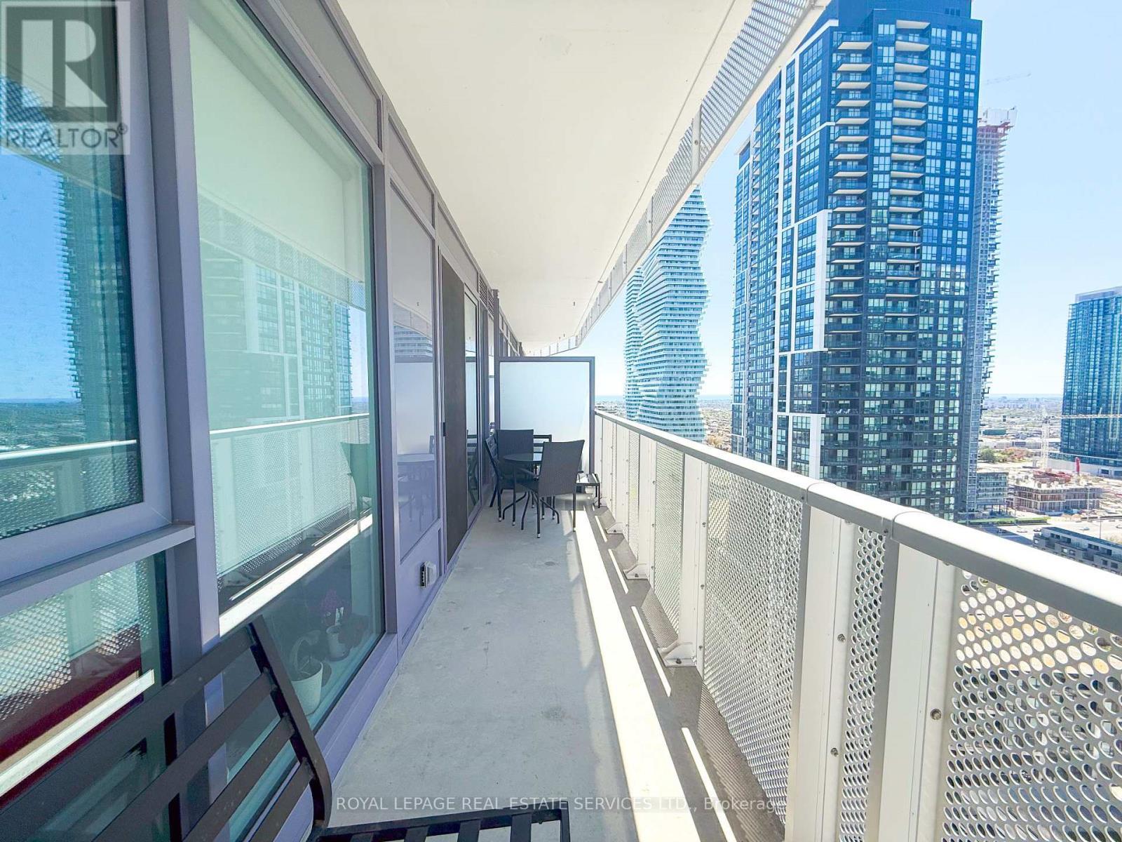












2312 - 4065 CONFEDERATION PARKWAY

,
Mississauga,




Ontario
L5B0L4

