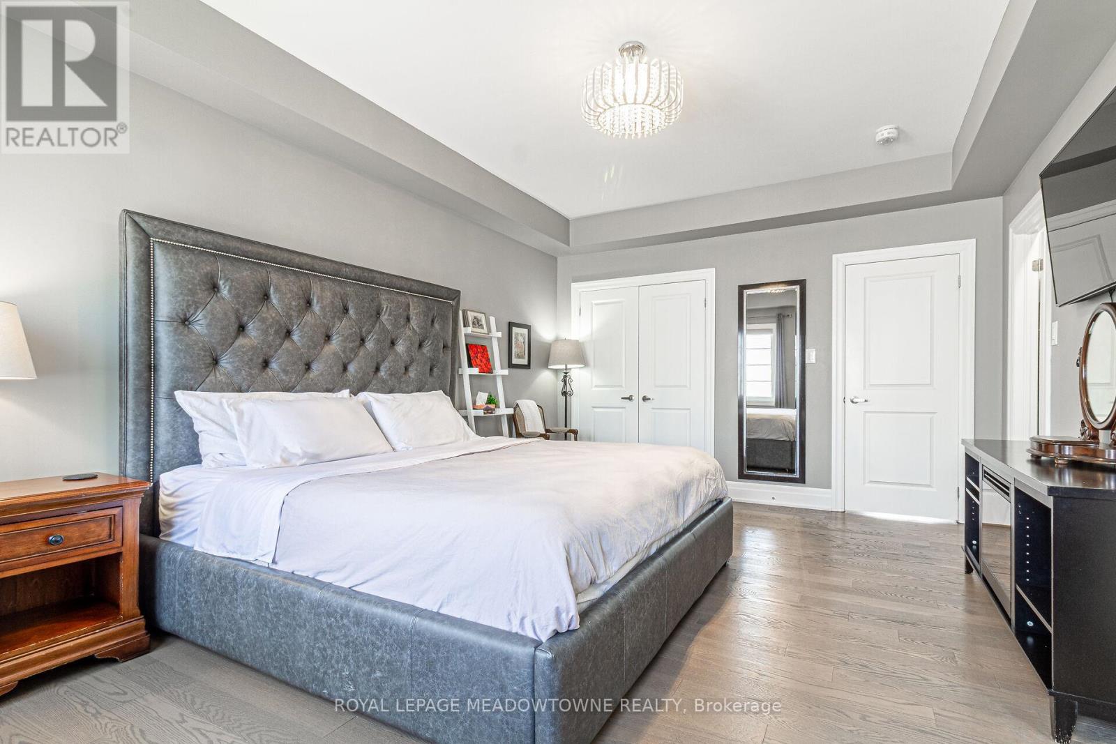 












2281 KHALSA GATE

,
Oakville,




Ontario
L6M1P4

