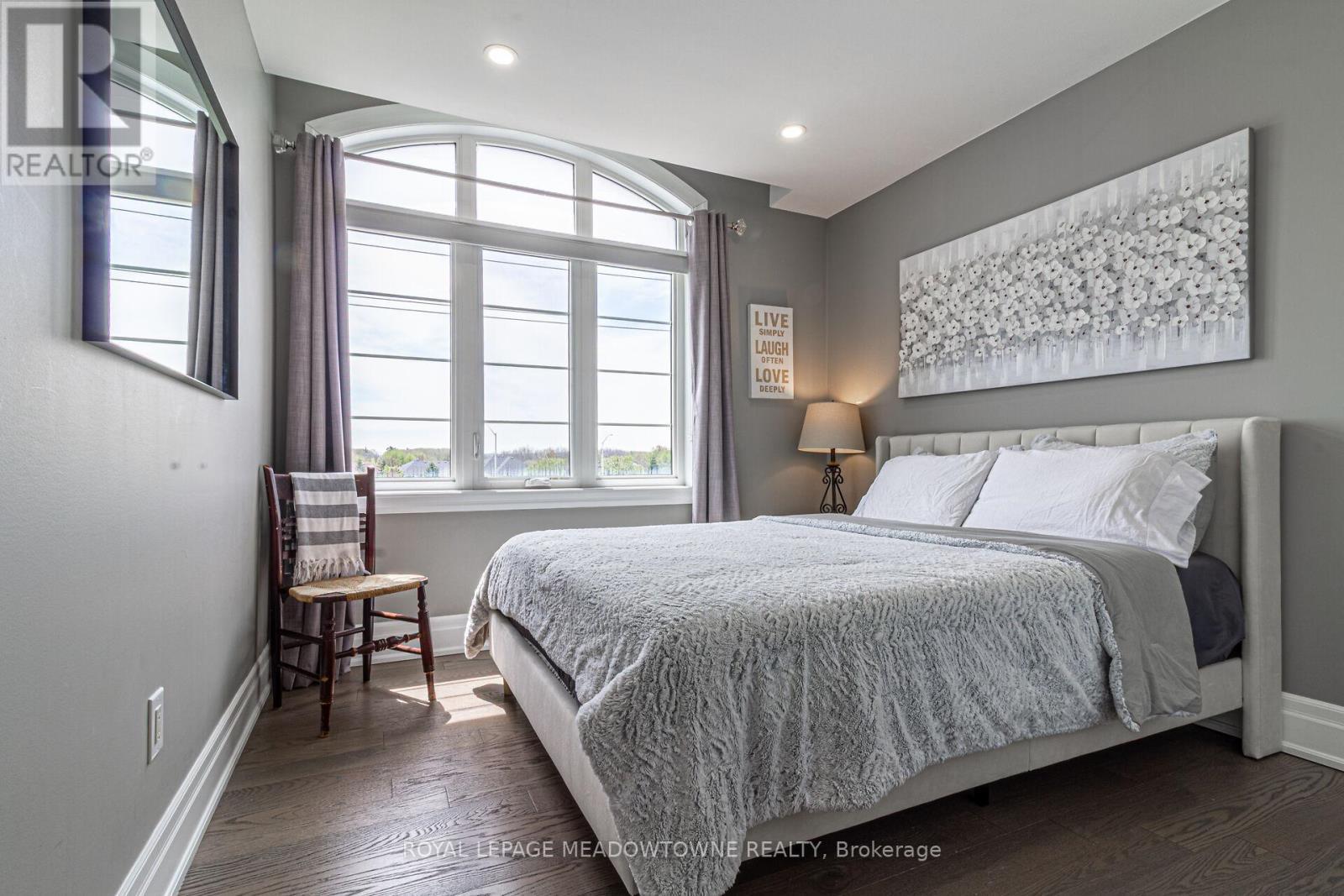 












2281 KHALSA GATE

,
Oakville,




Ontario
L6M1P4

