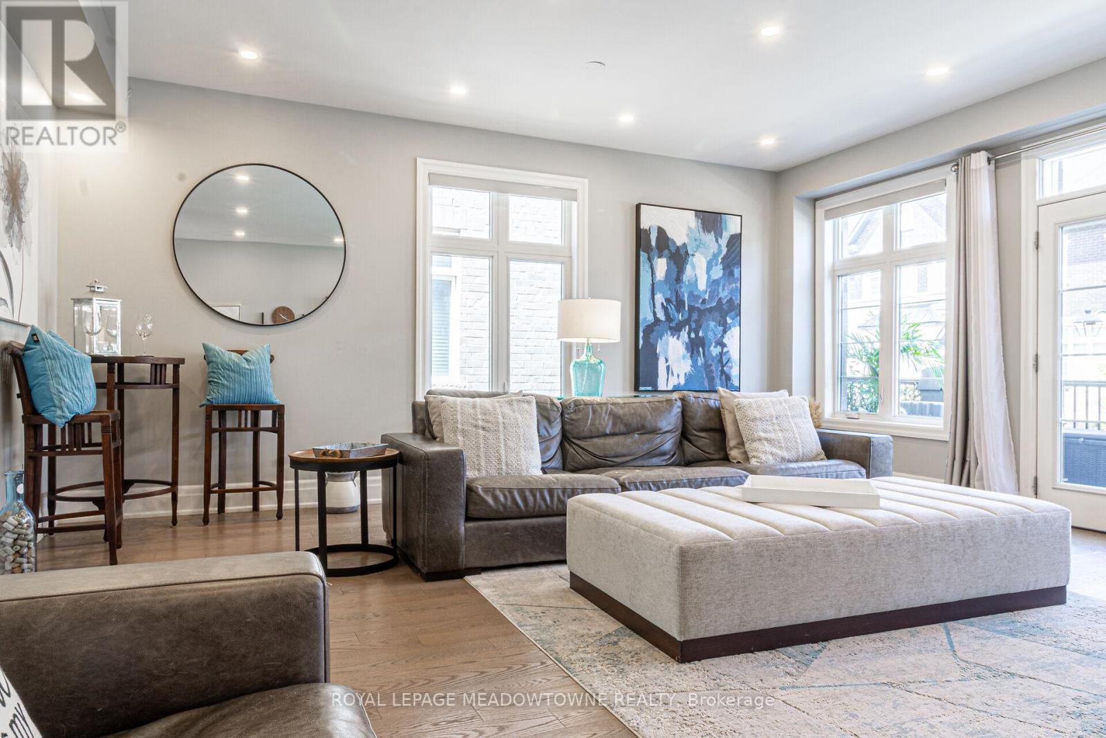 












2281 KHALSA GATE

,
Oakville,




Ontario
L6M1P4

