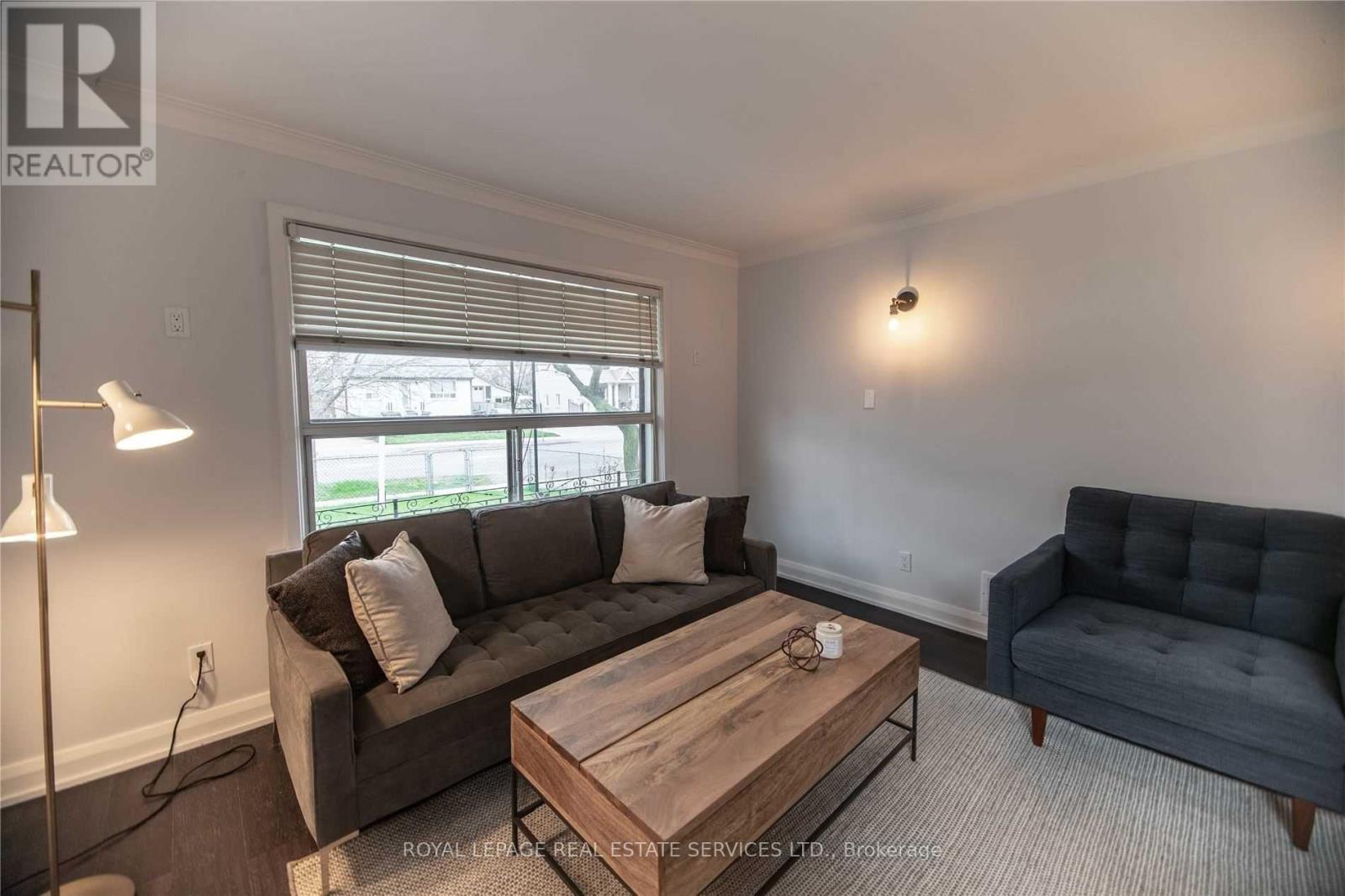 












1010 CALEDONIA ROAD

,
Toronto,




Ontario
M6B3Z1

