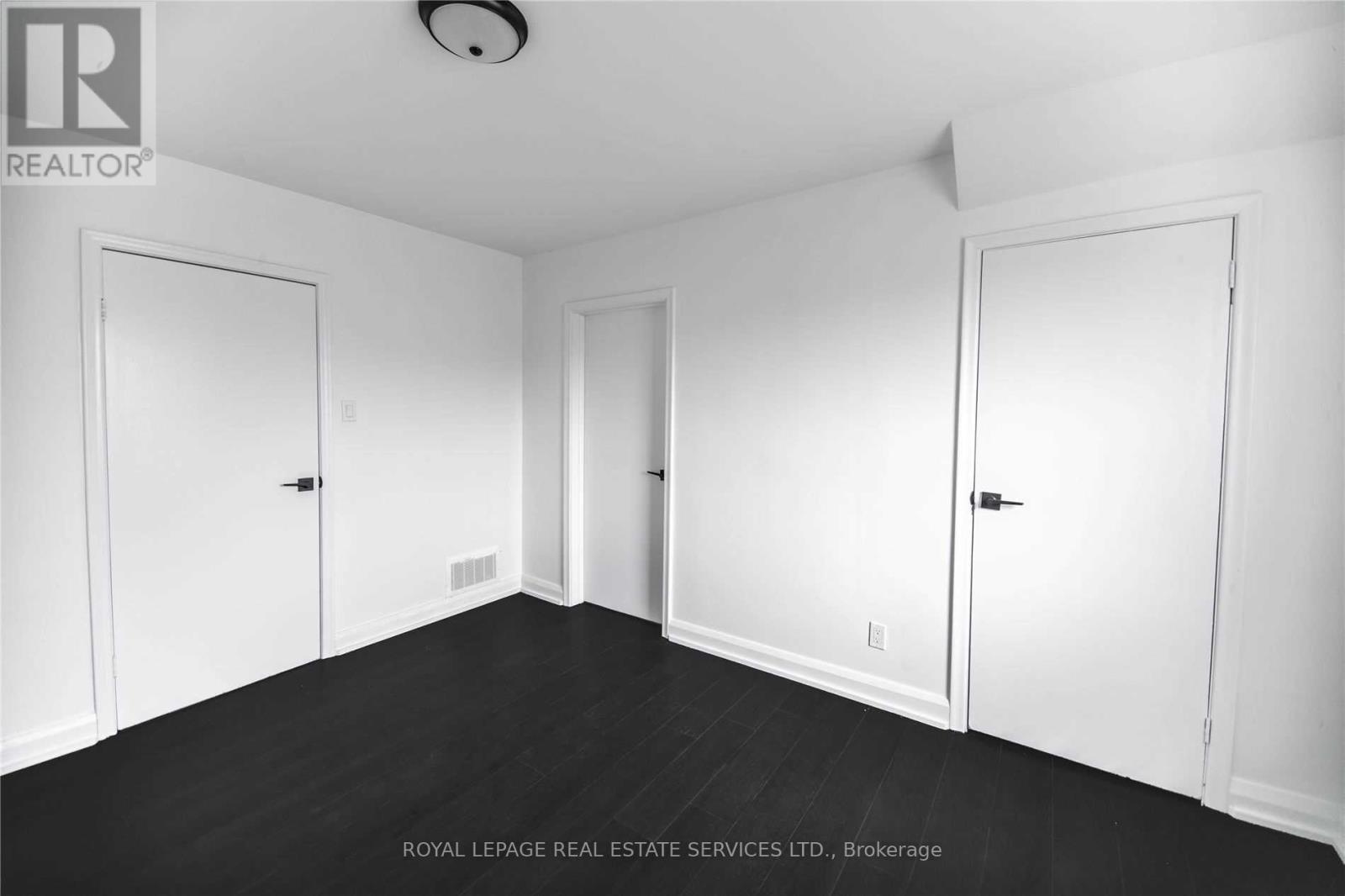 












1010 CALEDONIA ROAD

,
Toronto,




Ontario
M6B3Z1

