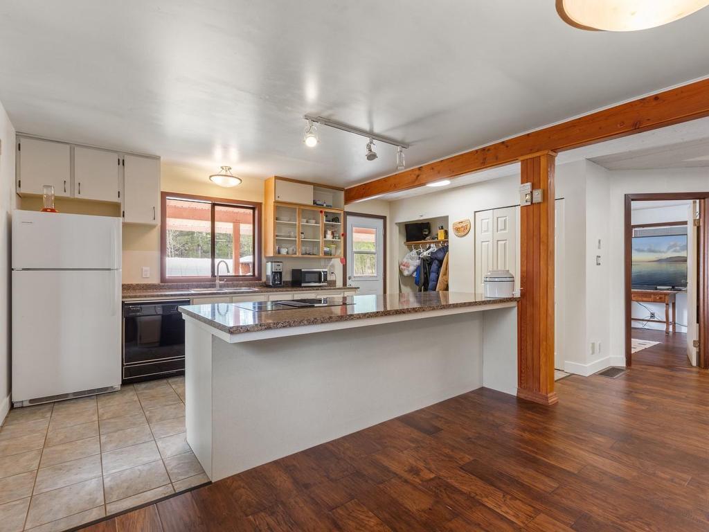 









6499


Fitzgerald

Rd,
Merville,




BC
V9J 1M7

