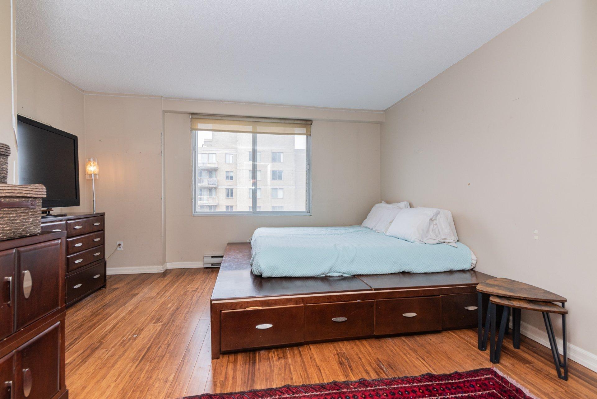 









11115


Boul. Cavendish

, 1003,
Montréal (Saint-Laurent),




QC
H4R2M9

