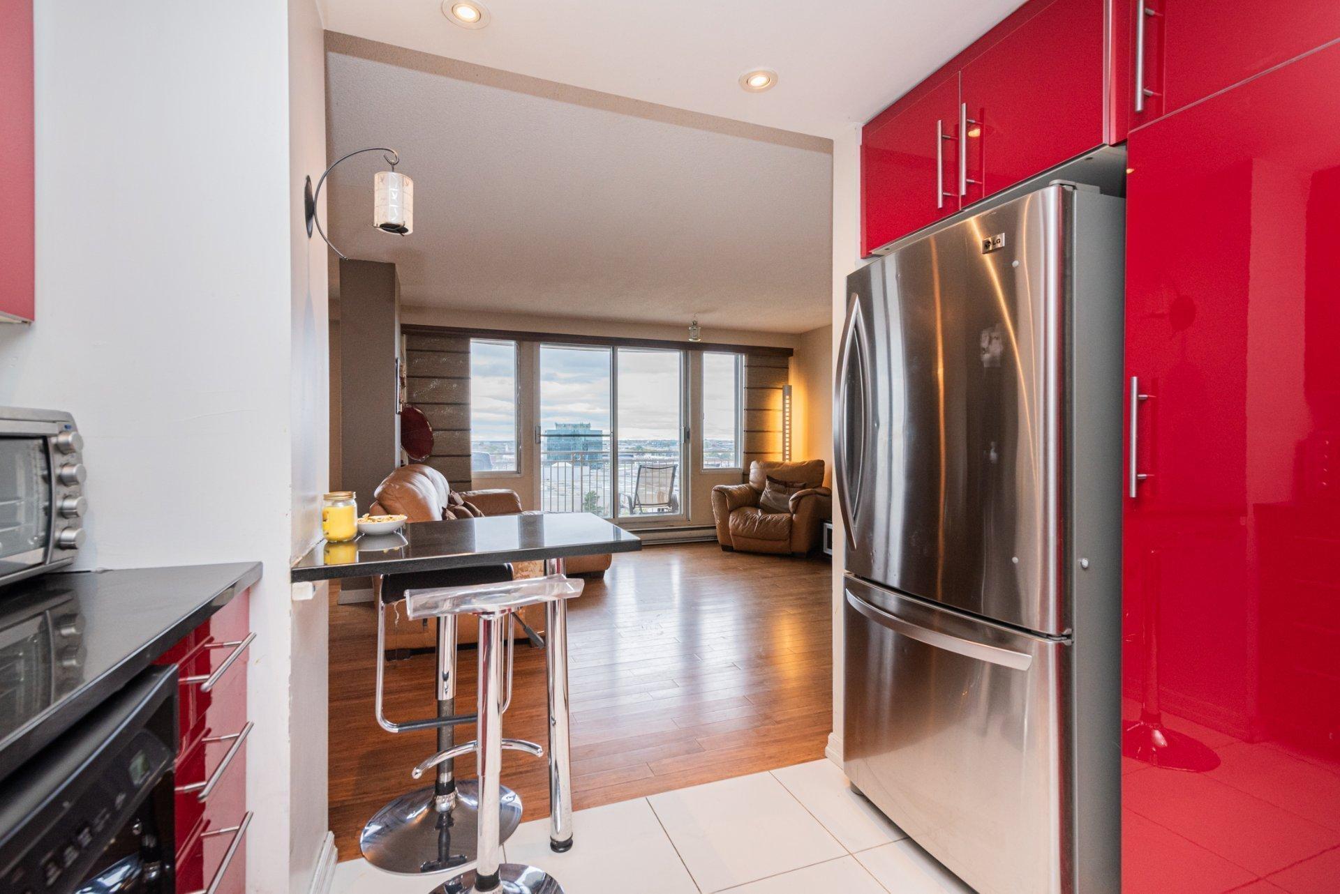 









11115


Boul. Cavendish

, 1003,
Montréal (Saint-Laurent),




QC
H4R2M9

