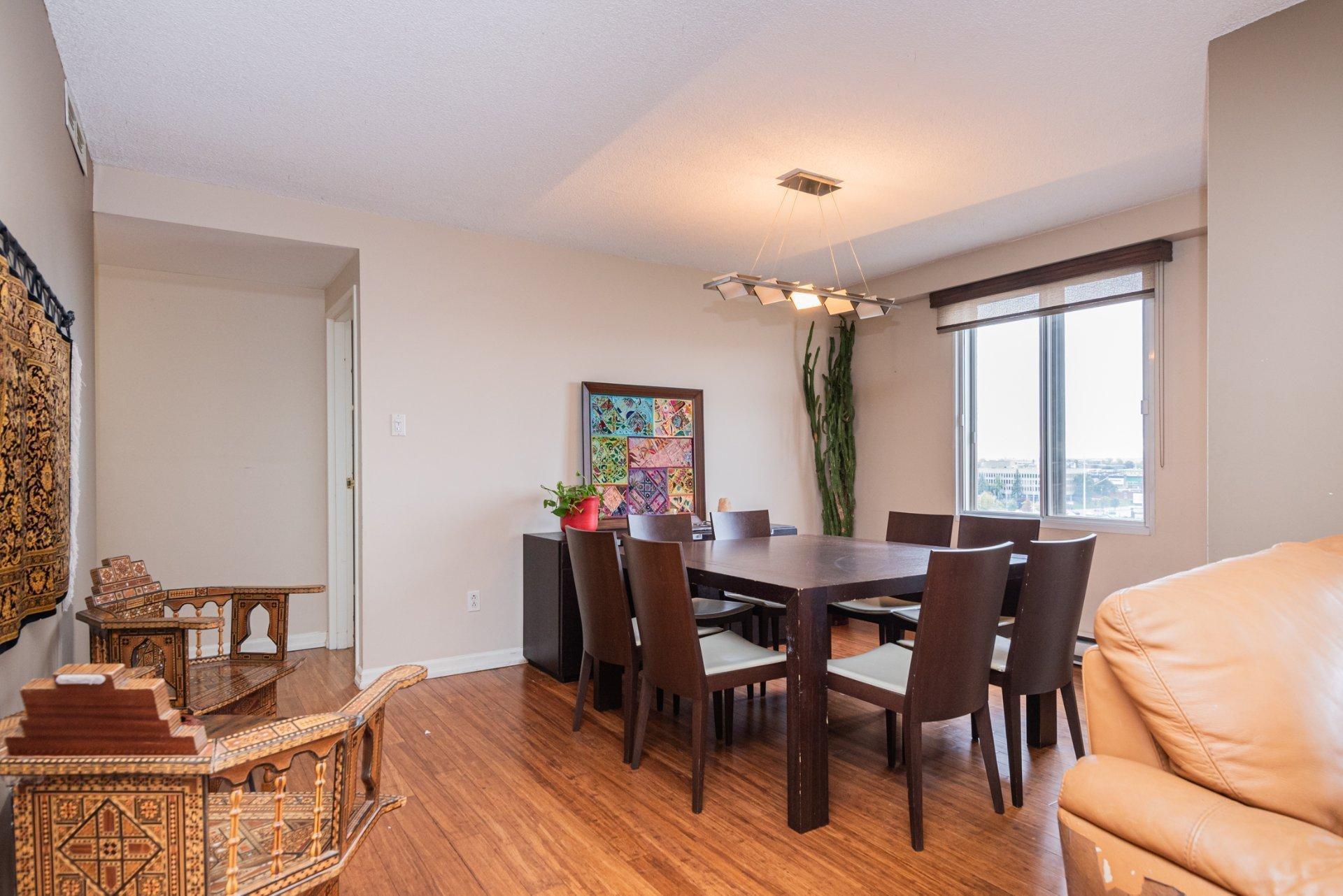 









11115


Boul. Cavendish

, 1003,
Montréal (Saint-Laurent),




QC
H4R2M9

