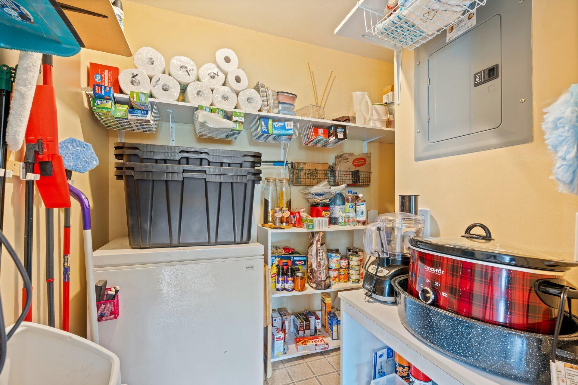 









2575


Boul. Jacques-Marcil

, 101,
Longueuil (Saint-Hubert),




QC
J3Y9E4

