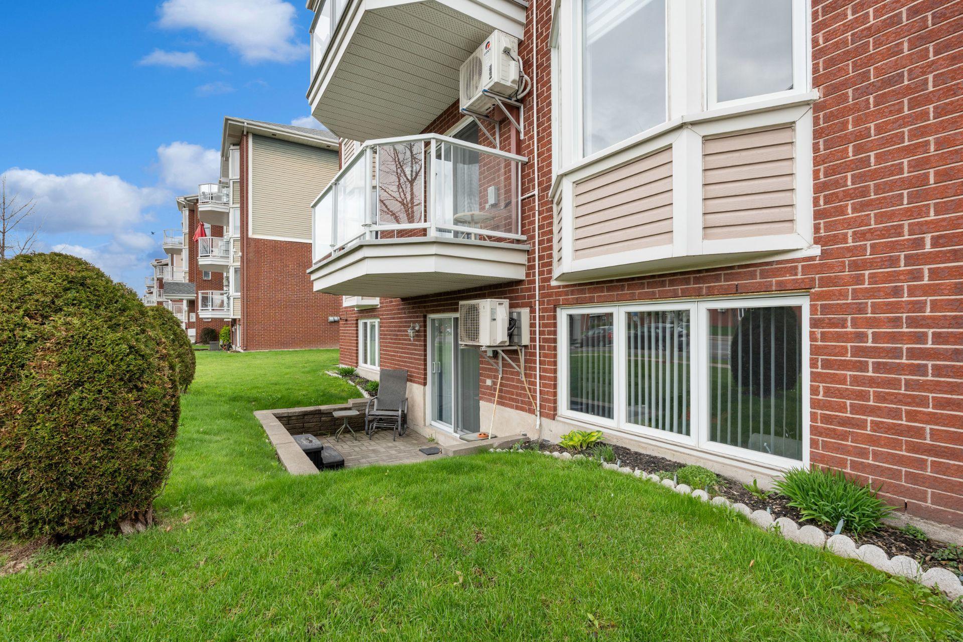 









2575


Boul. Jacques-Marcil

, 101,
Longueuil (Saint-Hubert),




QC
J3Y9E4

